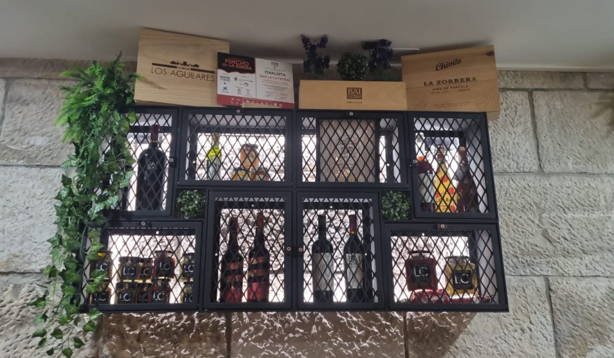 ARMARIO BAR LA CATEDRAL